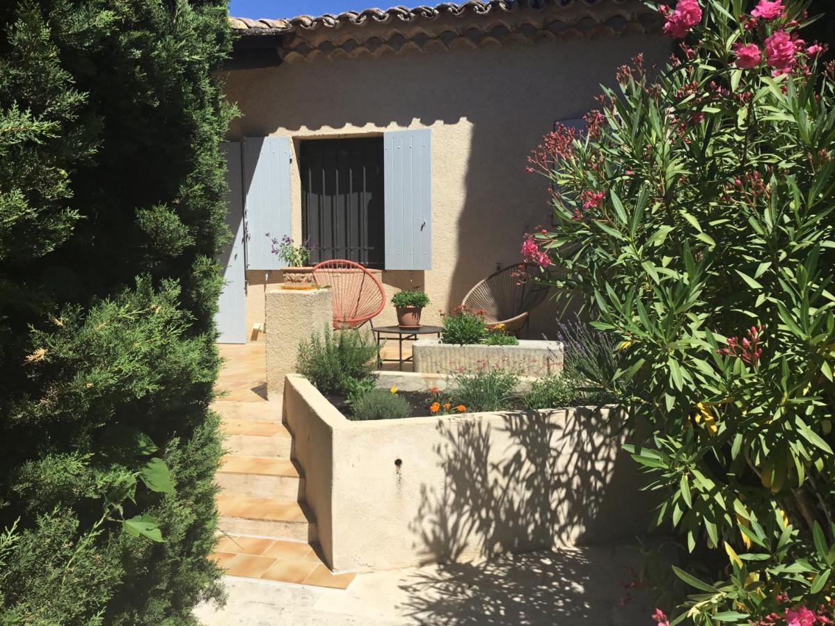 Petit Cocon Dans Le Luberon Séjour chez l'habitant *
